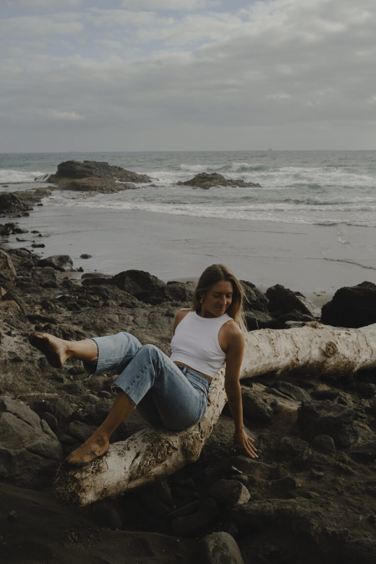 Rooted Feminine Freedom, für die Frau, die bereit ist, in ihrer Kraft zu stehen